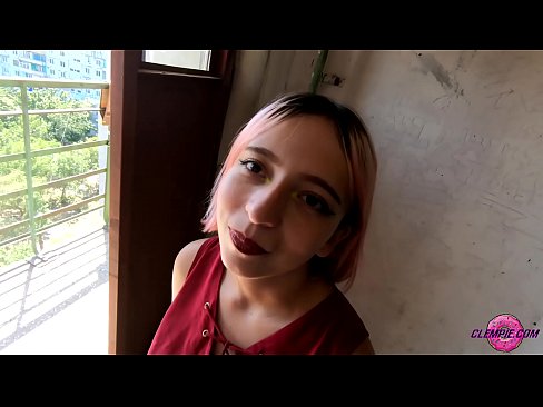 ❤️ Estudante Sensual Chupa um Estranho no Outback - Cum On His Face Porno vídeo em nós ️❤